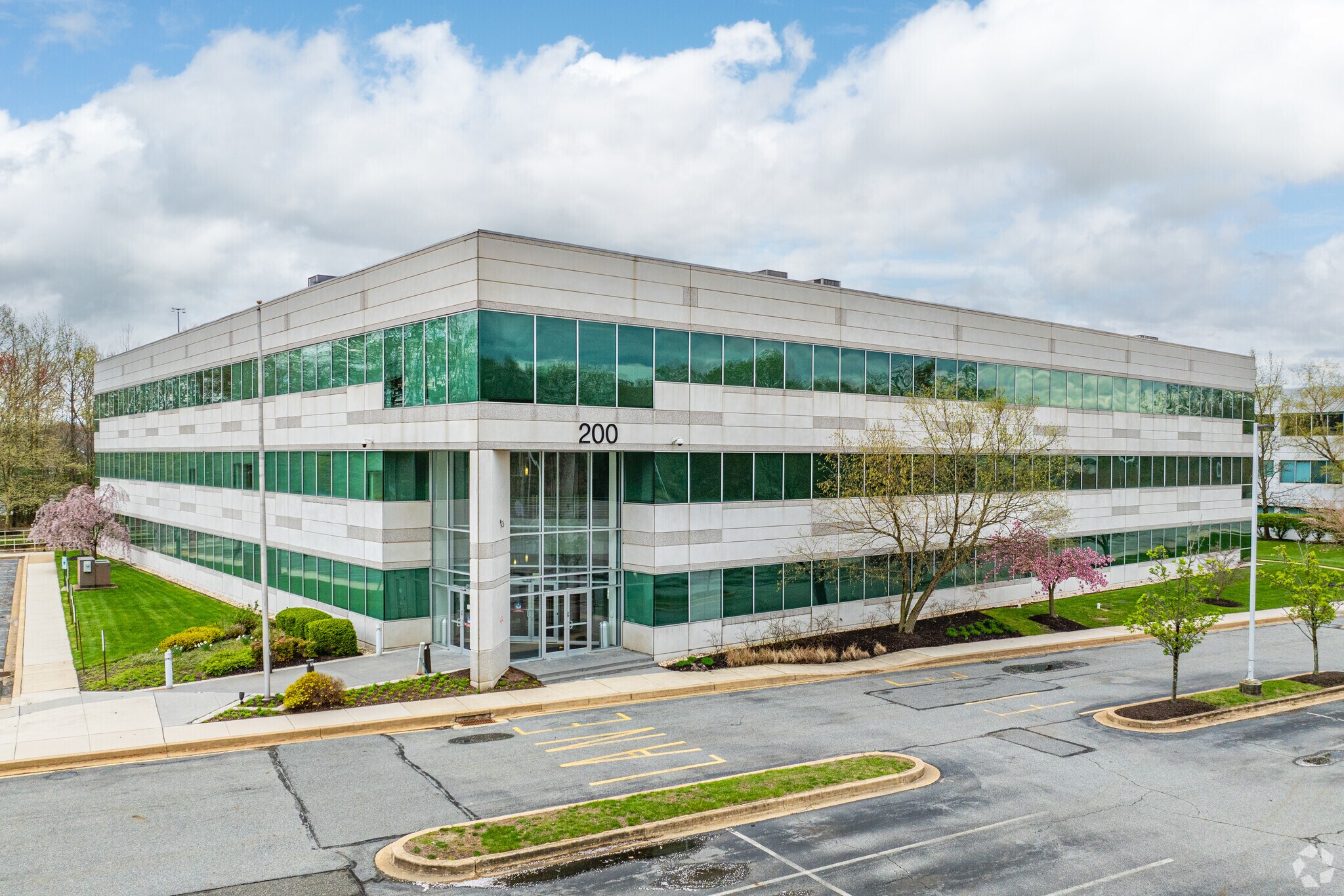 200 Commerce Dr, Newark, DE à louer Photo de l’immeuble– Image 1 sur 6