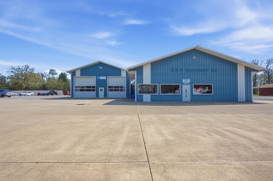 202 W Cumberland Rd, Altamont, IL à vendre - Photo de l’immeuble – Image 2 sur 15