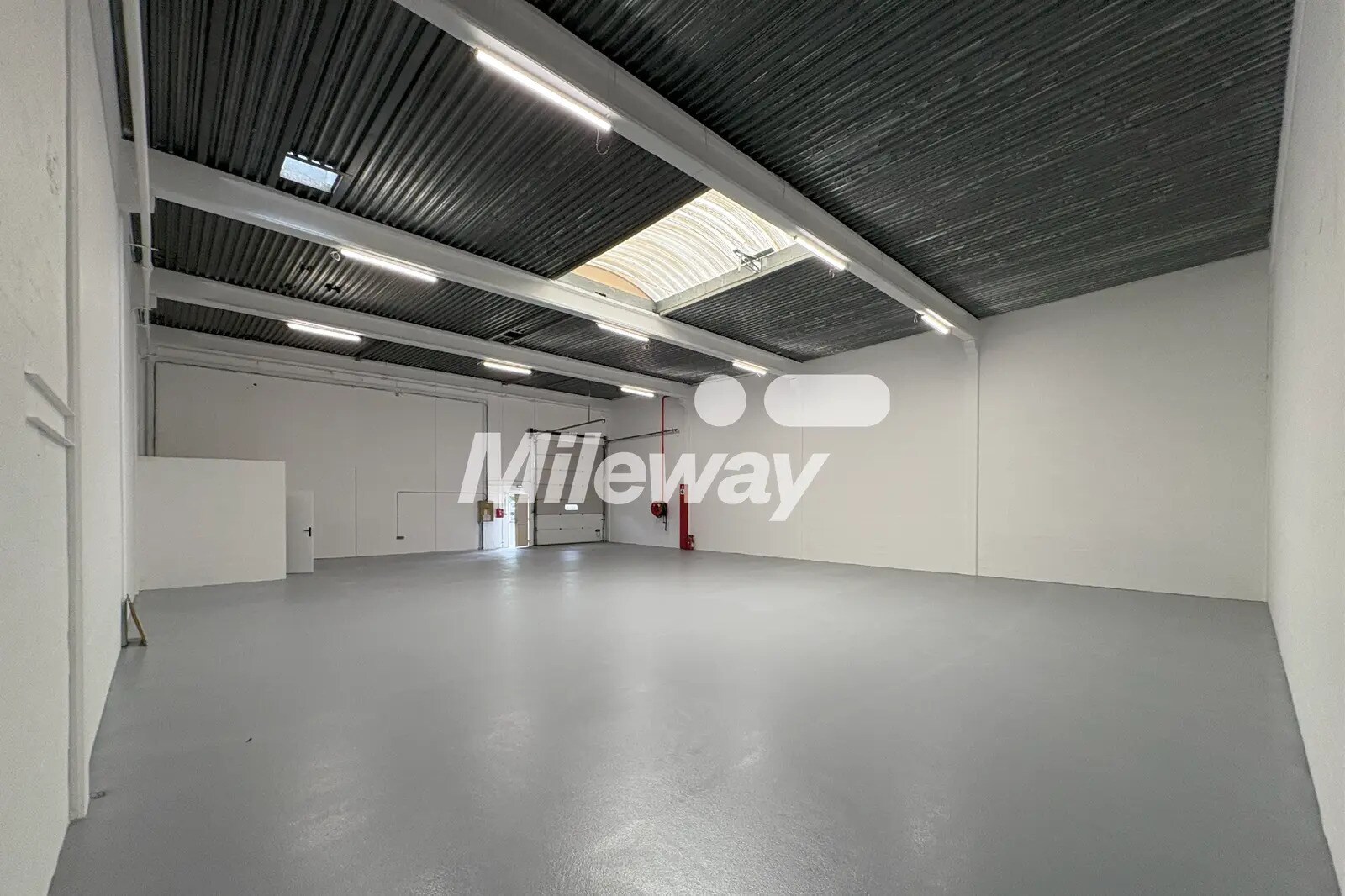 4 Avenue Du Gros Chene, Éragny à louer Photo de l’immeuble– Image 1 sur 153