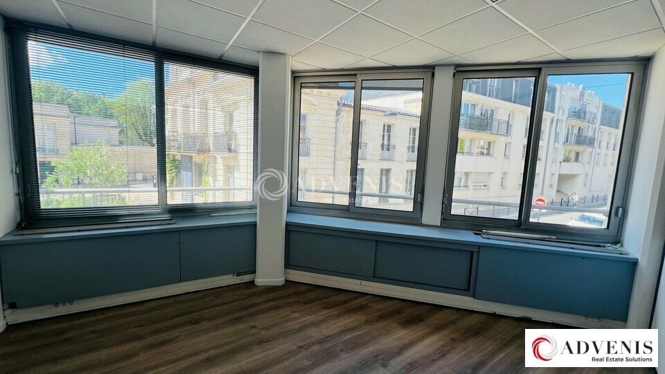 Bureau dans Bordeaux à louer - Photo intérieure – Image 1 sur 7
