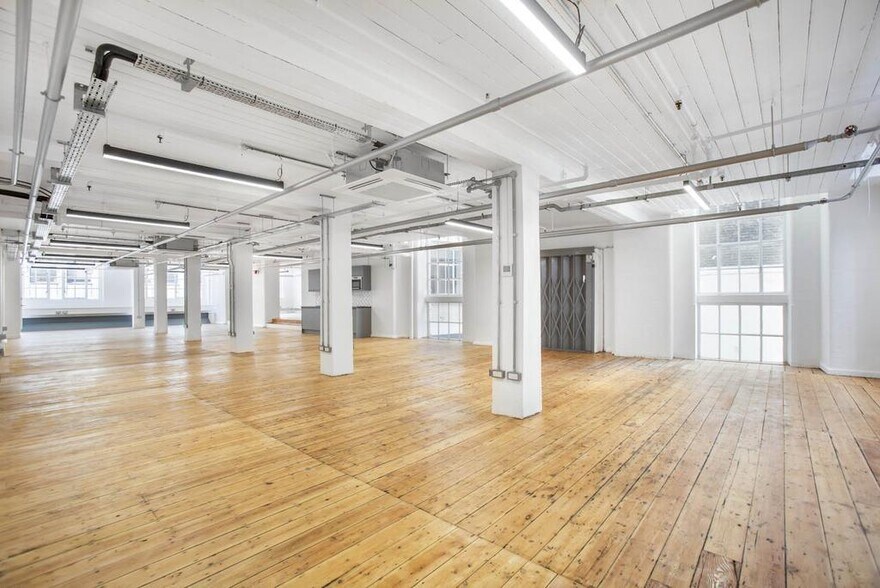 5-25 Scrutton St, Londres à louer - Photo de l’immeuble – Image 3 sur 132