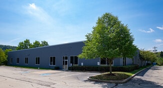 Plus de détails pour 801 Presque Isle Dr, Plum, PA - Local d'activités à louer
