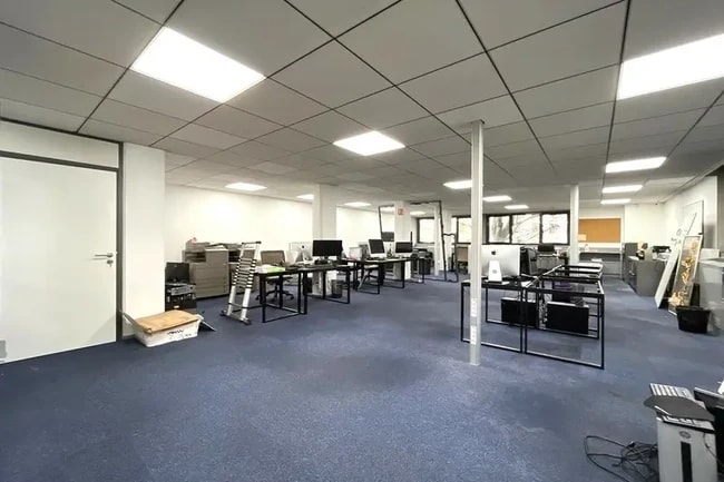 Plus de détails pour Bureau à vendre