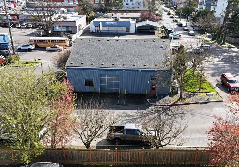 3204 NE 145th St, Shoreline, WA à vendre - Photo de l’immeuble – Image 3 sur 8