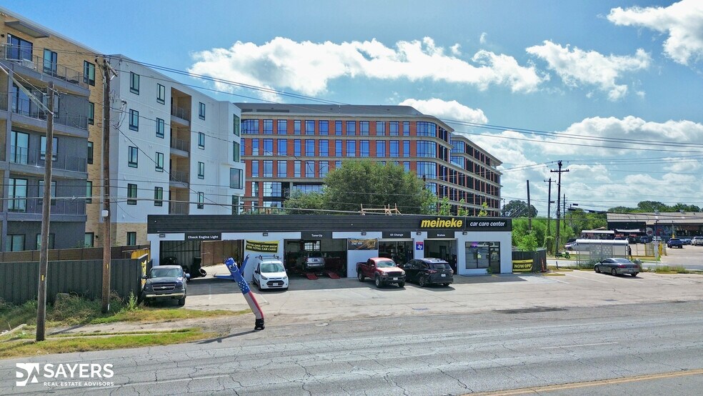 1119 Airport Blvd, Austin, TX à vendre - Photo de l’immeuble – Image 2 sur 9