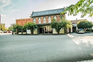 Plus de détails pour 120 SW Park Sq, Russellville, KY - Bureau à vendre