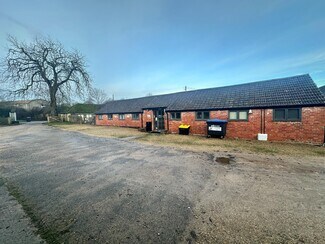 Plus de détails pour Swindon Rd, Kington Langley - Bureau à louer