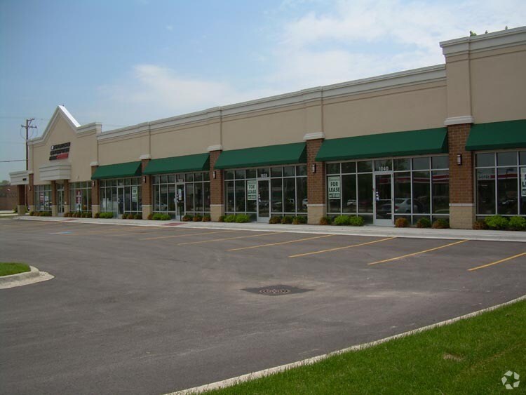 1000-1050 Geneva Rd, Wheaton, IL à vendre - Photo de l’immeuble – Image 2 sur 30