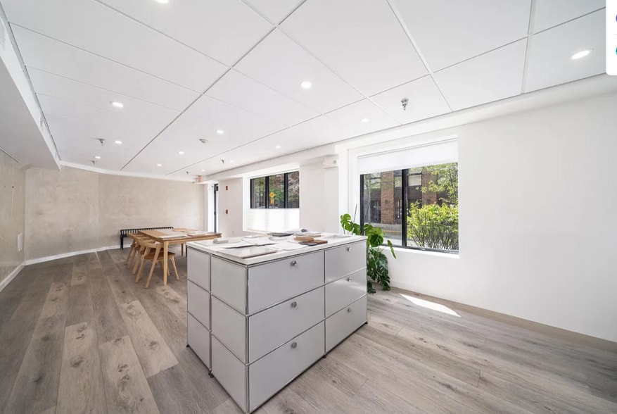 662 1st St, Hoboken, NJ à louer - Photo intérieure – Image 3 sur 7