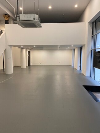 Plus de détails pour 68 Franklin St, New York, NY - Local commercial à louer