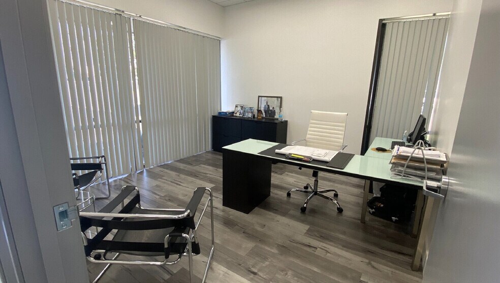 1144 W Grove Ave, Orange, CA à louer - Photo intérieure – Image 3 sur 7
