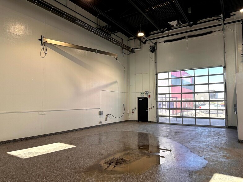 4412 9 St SE, Calgary, AB à vendre - Photo de l’immeuble – Image 3 sur 27