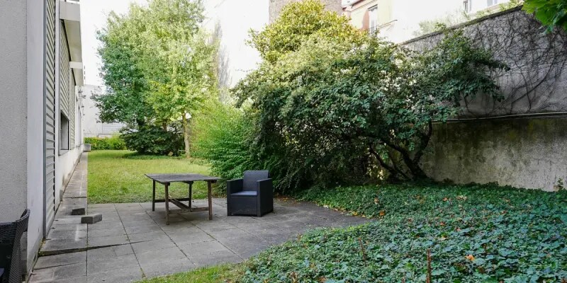 Bureau dans Saint-Ouen à louer - Photo de l’immeuble – Image 3 sur 3
