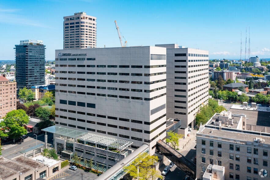 1229 Madison St, Seattle, WA à vendre - Photo de l’immeuble – Image 3 sur 6