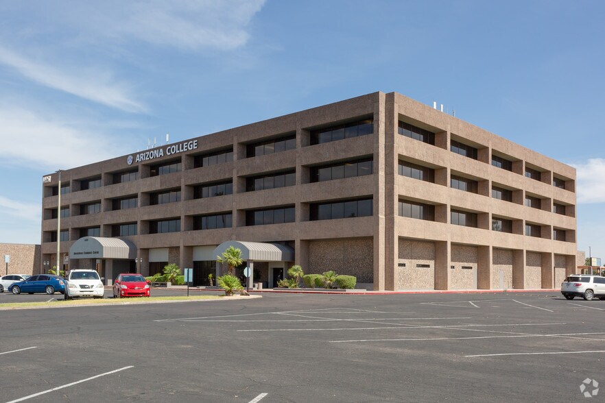 4425 W Olive Ave, Glendale, AZ à louer - Photo de l’immeuble – Image 2 sur 7