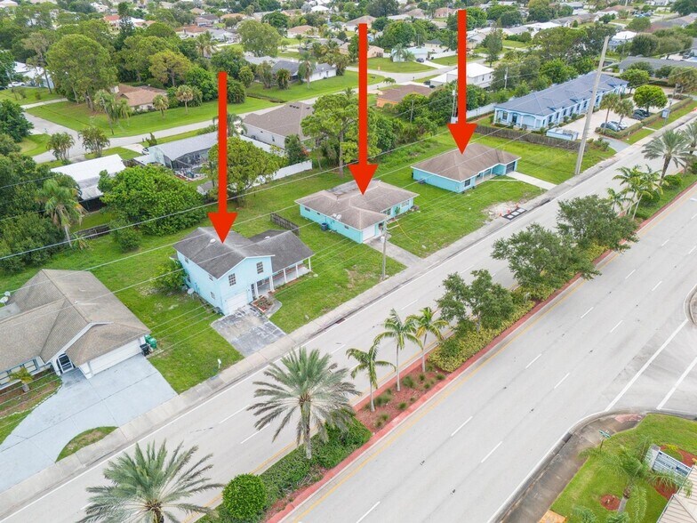 573 SE Port St Lucie Blvd, Port Saint Lucie, FL à vendre - Aérien – Image 2 sur 4