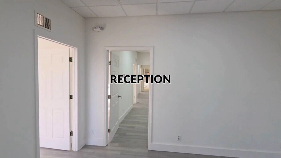 1440 N Nova Rd, Daytona Beach, FL à louer - Vidéo sur l’annonce professionnelle – Image 2 sur 10