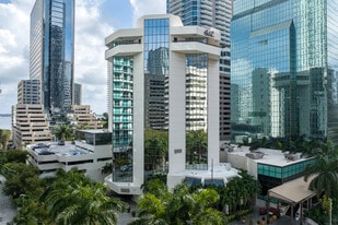 999 Brickell Ave, Miami FL - immobilier d'entreprise