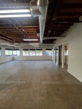 5839-5855 Green Valley Cir, Culver City, CA à louer Photo intérieure– Image 1 sur 7