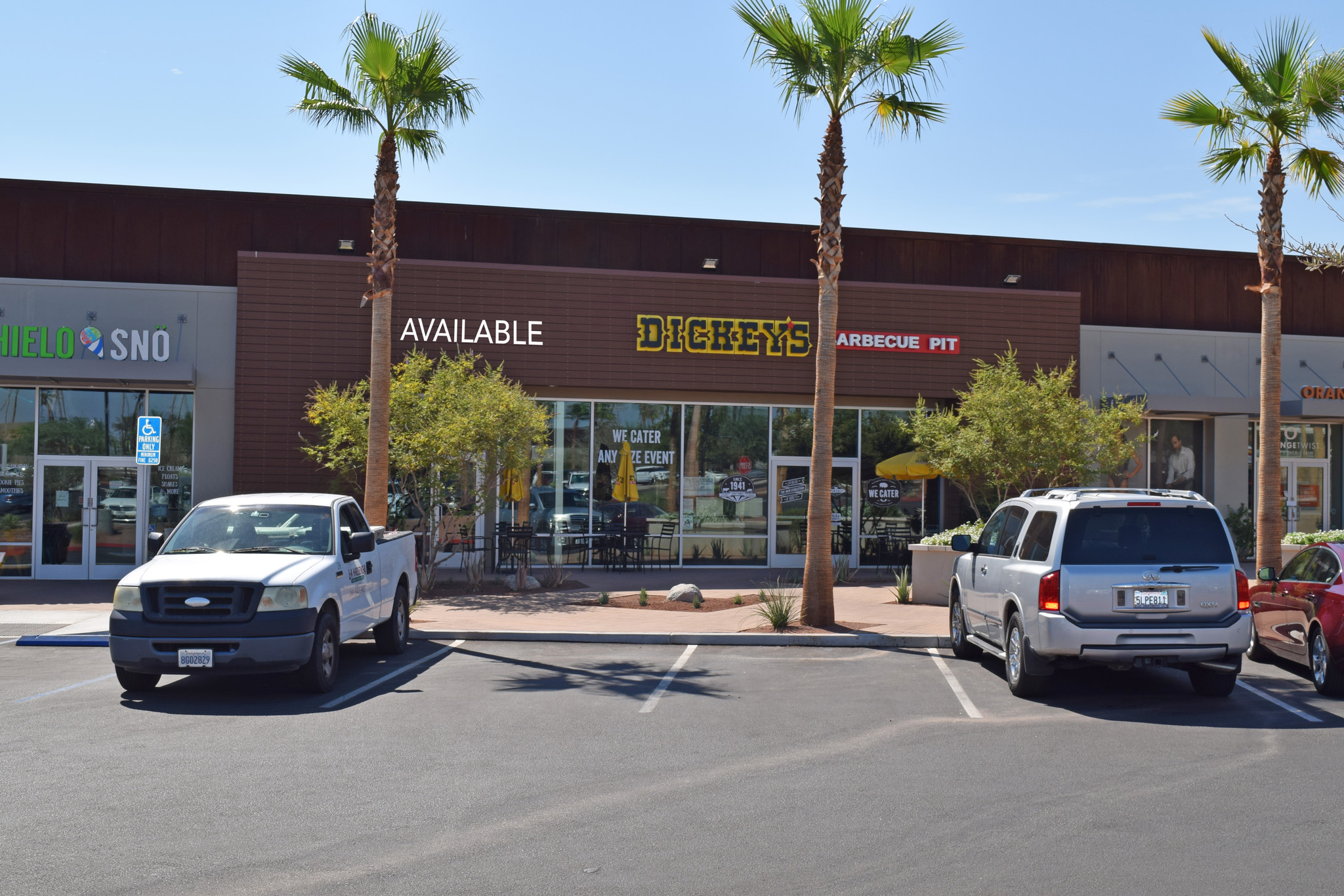42250-42560 Bob Hope Dr, Rancho Mirage, CA à louer Photo de l’immeuble– Image 1 sur 1