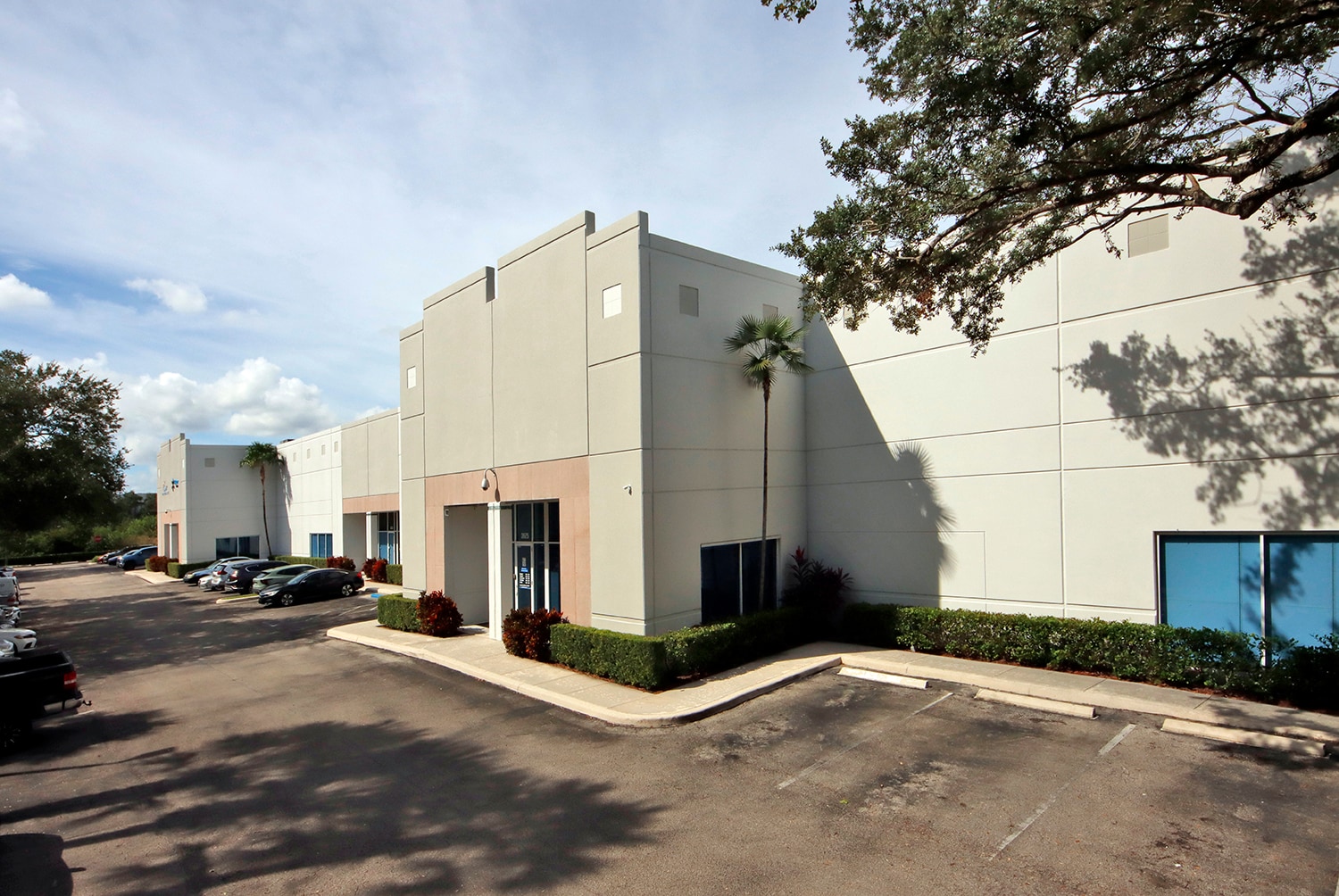 3801-3899 SW 30th Ave, Fort Lauderdale, FL à louer Photo intérieure– Image 1 sur 8