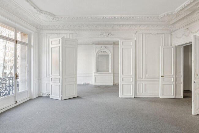 Plus de détails pour Bureau à vendre
