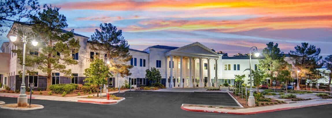 851 S Rampart Blvd, Las Vegas, NV à louer Photo de l’immeuble– Image 1 sur 6