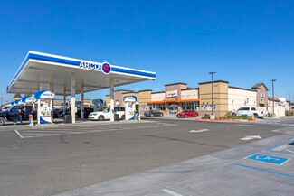 Plus de détails pour 825 N Willow Ave, Clovis, CA - Local commercial à louer