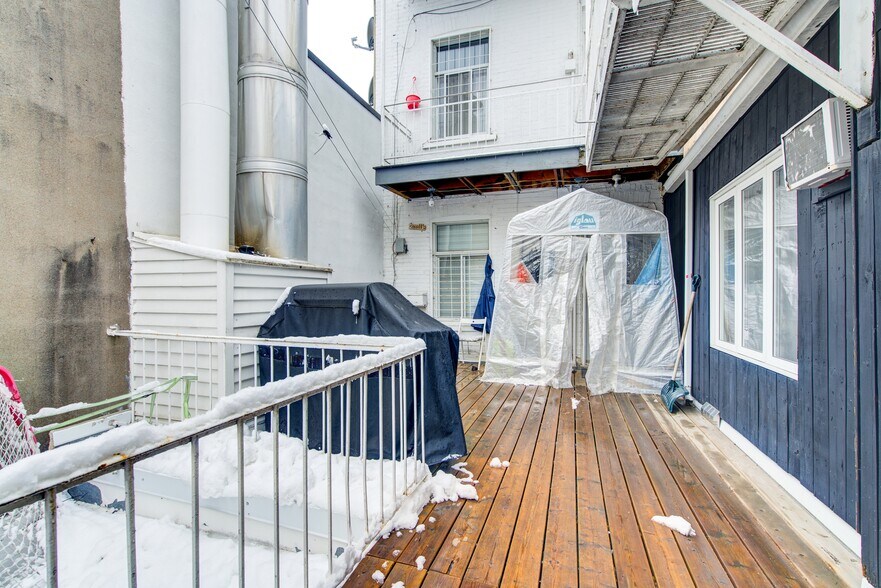 2468 Rue Bélanger, Montréal, QC à vendre - Photo de l’immeuble – Image 2 sur 12
