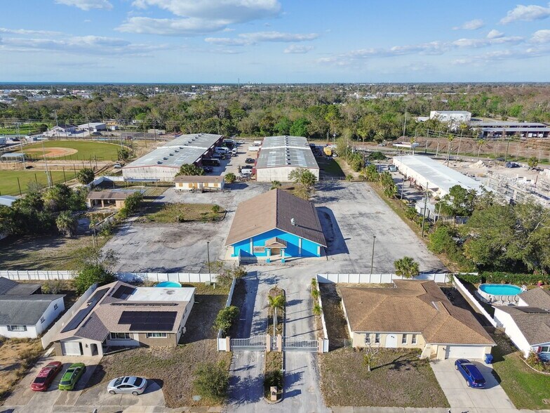 6333 Langston Ave, New Port Richey, FL à vendre - Photo de l’immeuble – Image 3 sur 18