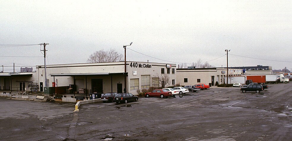 440 William F McClellan Hwy, East Boston, MA à louer - Photo de l’immeuble – Image 2 sur 14