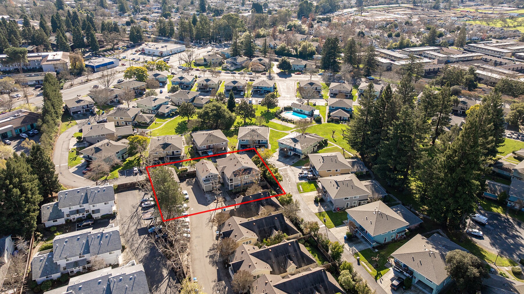 2131 Naomi Pl, Santa Rosa, CA à vendre Photo principale– Image 1 sur 21