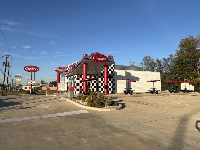 6720 Highway 45 Alt S, West Point, MS à vendre - Photo de l’immeuble – Image 2 sur 24
