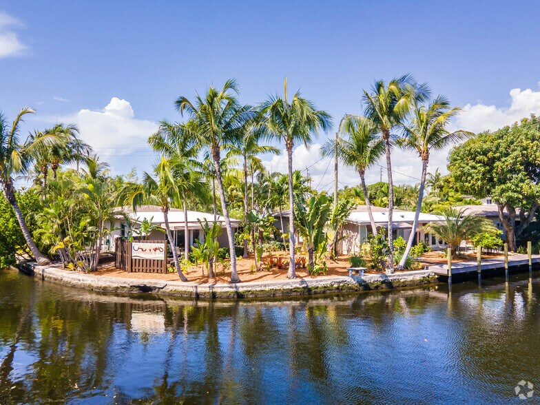 2209 NE 26th St, Wilton Manors, FL à vendre - Photo de l’immeuble – Image 1 sur 7