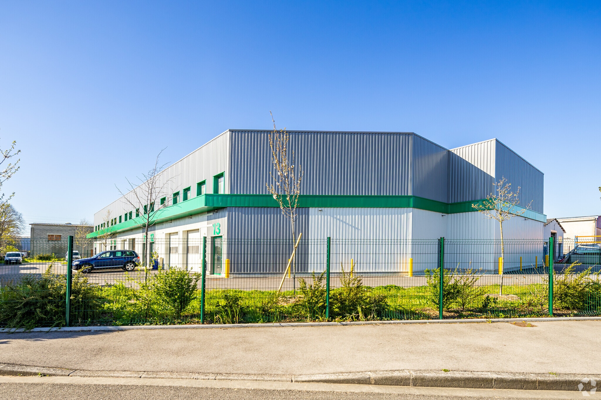 12 Rue Léopha, Mions à louer Photo principale– Image 1 sur 21