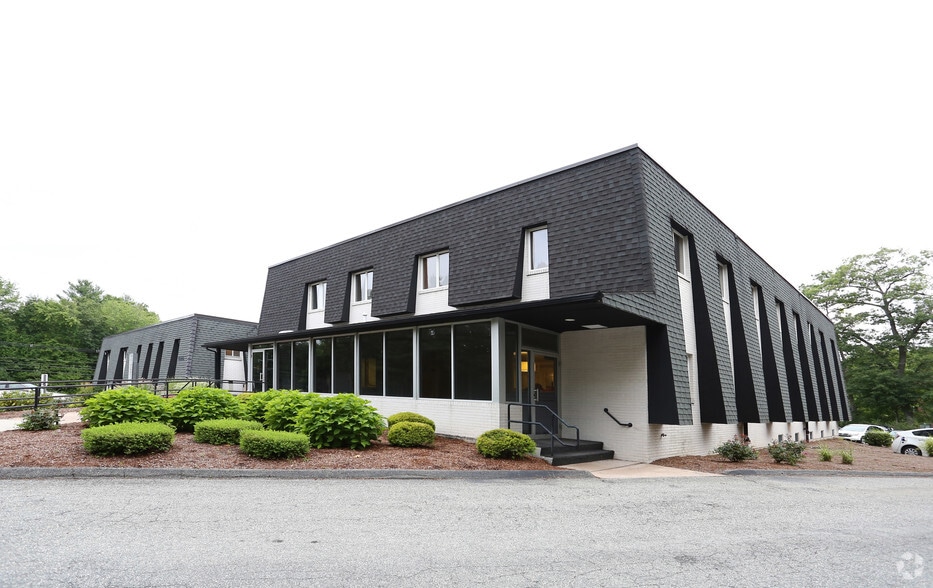 123 Dwight Rd, Longmeadow, MA à louer - Photo de l’immeuble – Image 3 sur 13