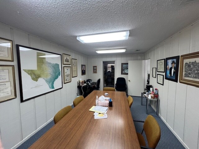 View Photo