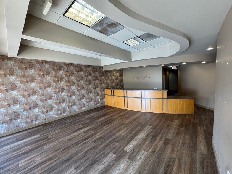 16611 E Yorba Linda Blvd, Yorba Linda, CA à vendre - Photo de l’immeuble – Image 3 sur 25