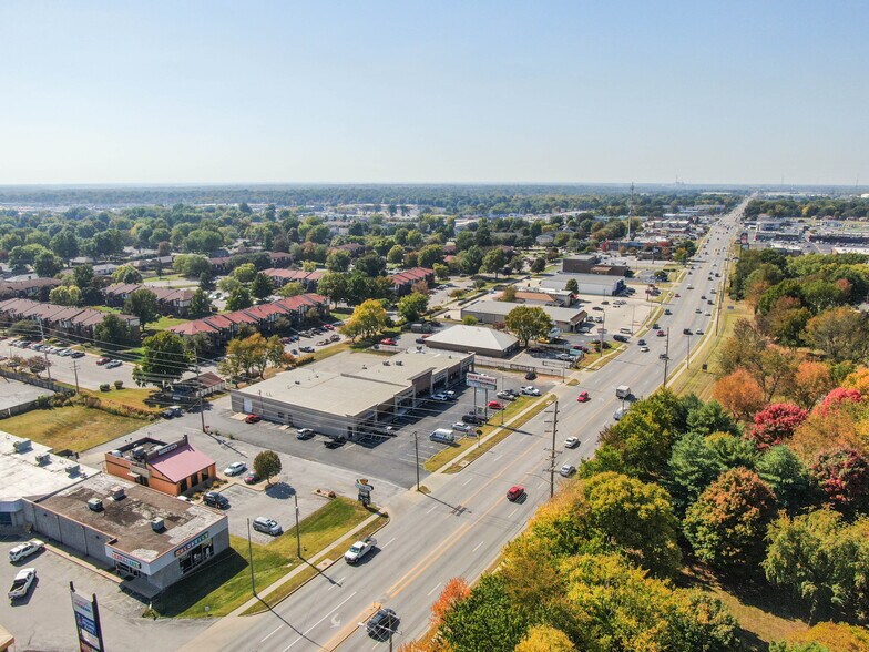 634-650 E Battlefield Rd, Springfield, MO à louer - Aérien – Image 2 sur 11
