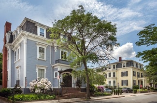 Plus de détails pour 453 Angell St, Providence, RI - Logement à vendre