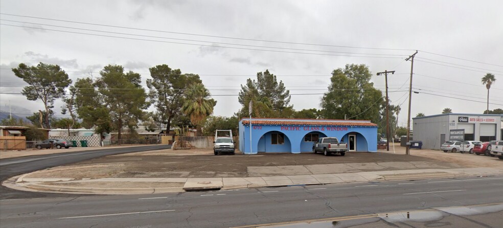 4732 N Flowing Wells Rd, Tucson, AZ à vendre - Photo de l’immeuble – Image 1 sur 3