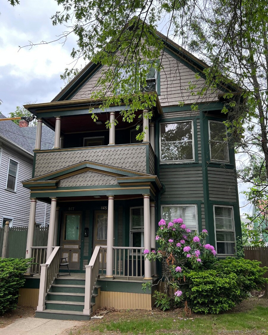 865 Elm St, New Haven, CT à vendre Photo de l’immeuble– Image 1 sur 2