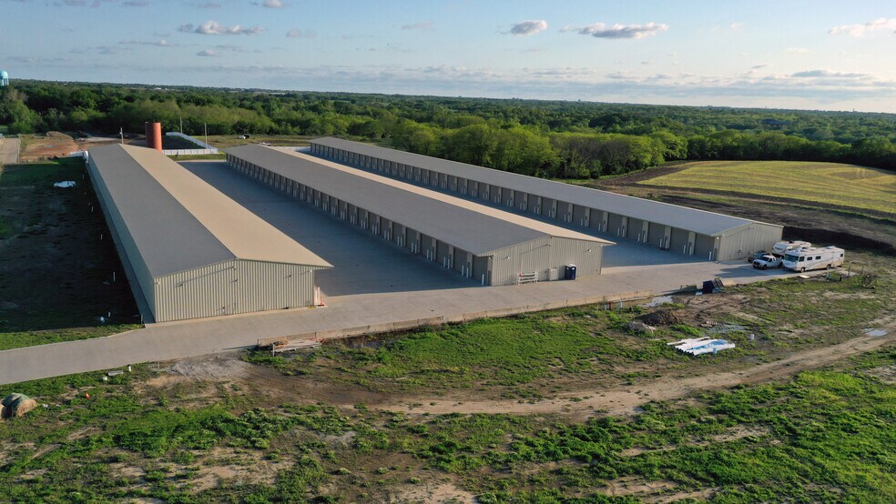 14600 N US Highway 169, Smithville, MO à louer - Photo de l’immeuble – Image 1 sur 12