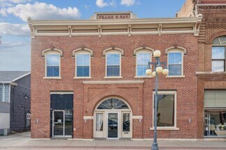 Plus de détails pour 511 1st Ave, Vinton, IA - Local commercial à vendre