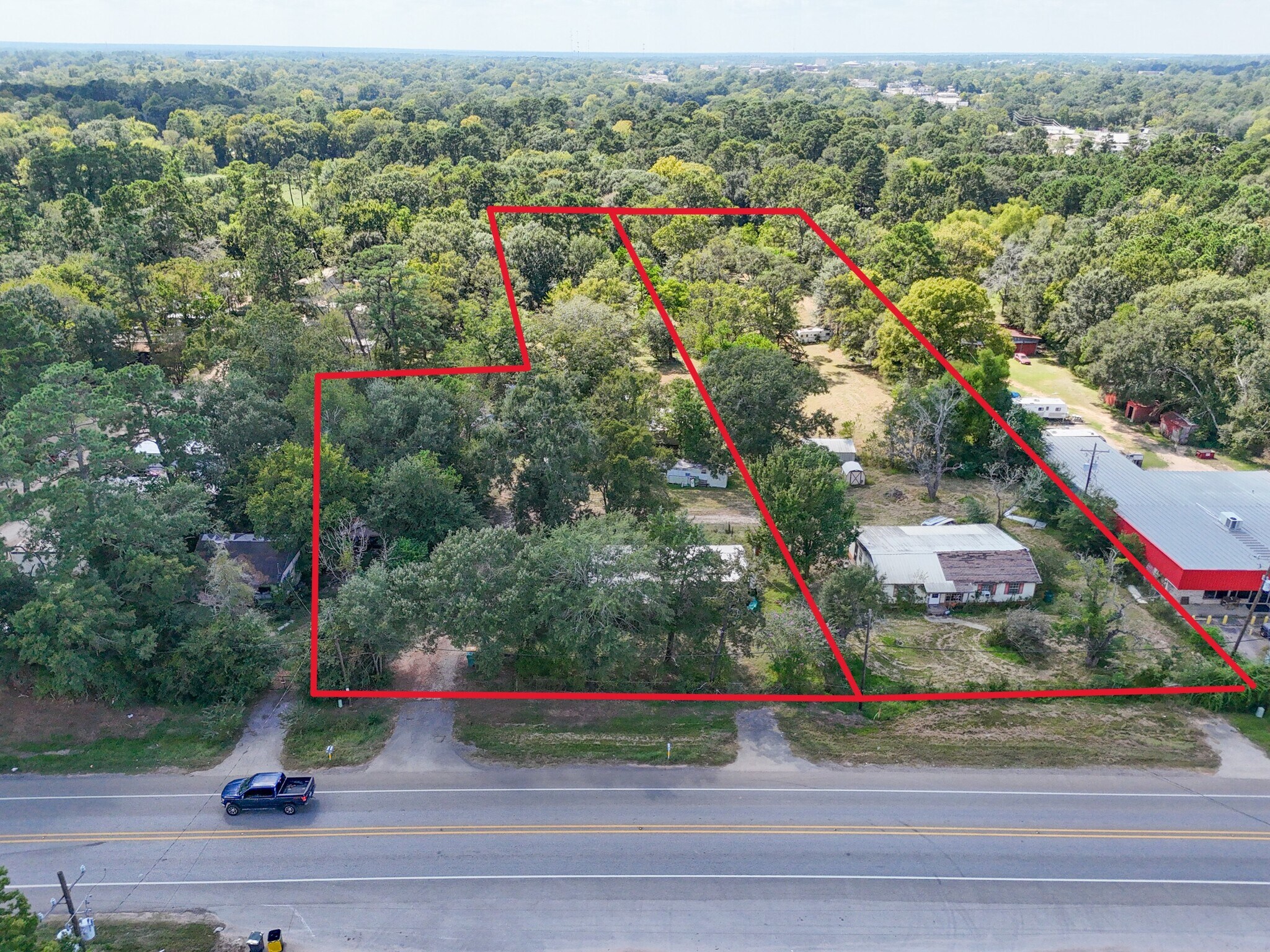 220 Porter Rd, Conroe, TX à vendre Photo principale– Image 1 sur 21
