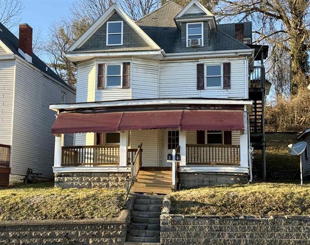 1005 Locust Ave, Fairmont, WV à vendre Photo principale– Image 1 sur 19