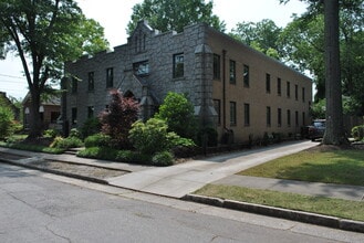 314 Lloyd St, Greenville, SC à louer Photo de l’immeuble– Image 1 sur 3