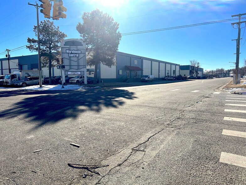 240-2525 W 5th / Bryant St, Denver, CO à louer - Photo principale – Image 1 sur 5
