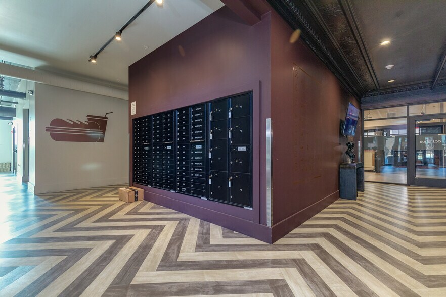 2650 Locust St, Saint Louis, MO à louer - Photo intérieure – Image 3 sur 12