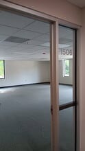 105 Professional Pky, Yorktown, VA à louer Photo intérieure– Image 1 sur 1